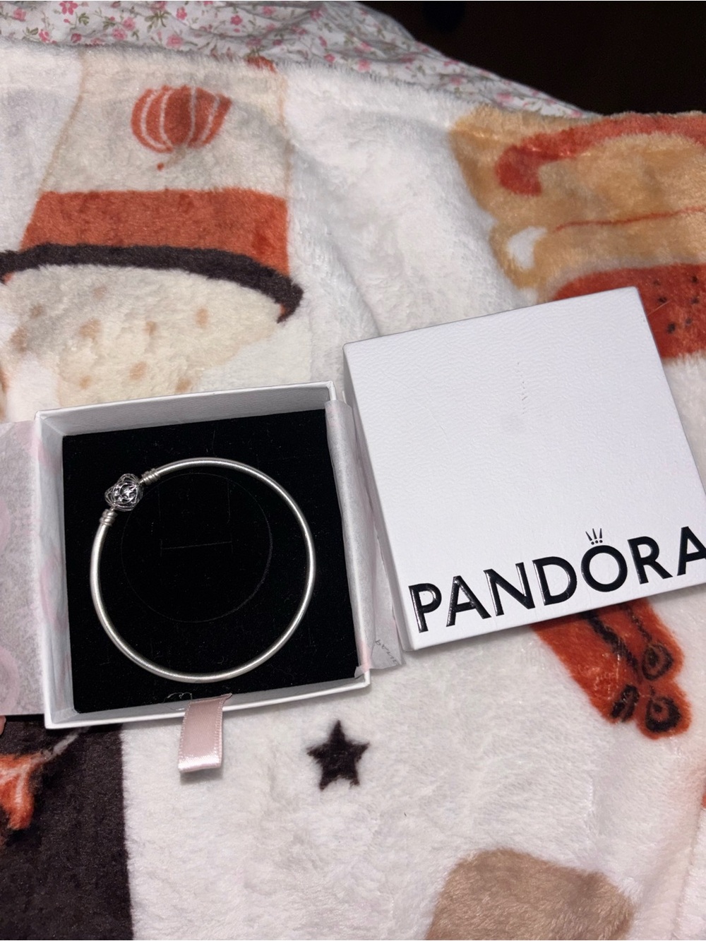 Pandora Silver Bangle Bracelet with Heart & stars Clasp